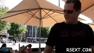 امرأة ممتلئة تحصل على أول جنس لسان مكثف