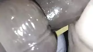 مراهقة تحصل على وجبة قضيب ضخمة