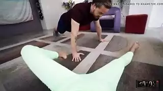 جلسة حمام جامحة للمغربية وعشيقها