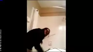 راقصة عربية فاتنة تركبه وتستنزف كل سائل عشيقها