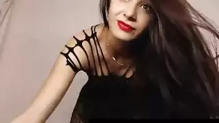 فتاة القذف الإناث