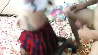 عاهرة نابولي في شرج صارخ مقابل أجر ساعي