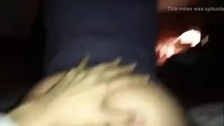 تستمتع مع الفتي المحظوظ