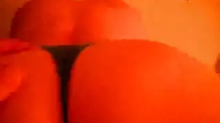 سكس سحاق عنيف – بنات يمارسن الجنس بقوة مع بعض