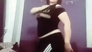 فتاة عربية خبيرة ترقص وتنكك: مشهد إكس إكس إكس لرقص بالي