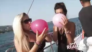 مهرجان جنس على اليخت: مراهقون متعددون وجولة جامحة