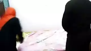 فرج الجارة المبلل يتوسل لنيك عنيف