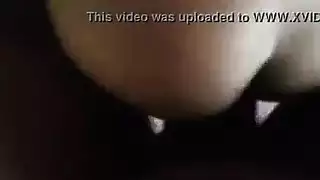 طبيب أسود يتيك إمرأة عجوز