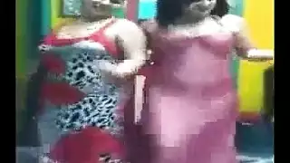 في شقه دعارة