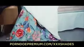 جاهز للإباحية: كس ناري مبلل وقضيب سميك يتوسل لجنس فموي