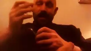 ضرب أنابيب قاسي لشقراء ساخنة تدخن