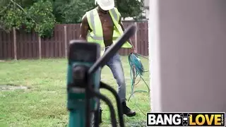 منظف متعرج ناضجة ويونغ