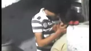 سر الجارة: نيك عنيف تحت السلالم