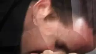 فتاة عذراء تُفقد عذريتها: جماع أول خشن