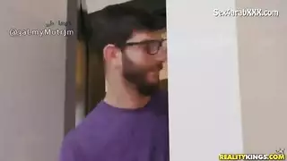 أشرطة جنس مترجمة: شرج افتراضي غامر ووضعية كلابي