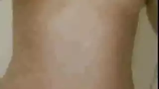 أربعة بالإصبع التعارف تورم الهرة