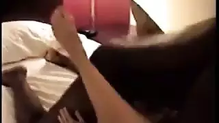 موقع مقاطع إباحية يعرض حديث جنسي صريح