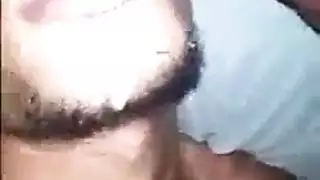 ناضجة المعلم جاحد نائب الرئيس غرغرة