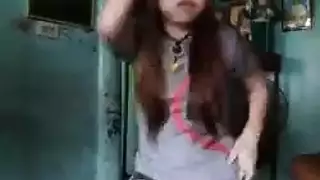 جنس جماعي على حلبة الرقص: نيك جماعي وقذف على الصدور