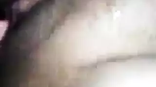 امراءة جميلة متحمسة