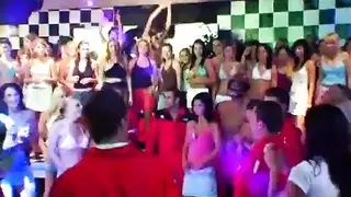 قذف زمني: من مص القضيب إلى القذف على الوجه