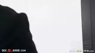 مترجم الزوجة العاهرة