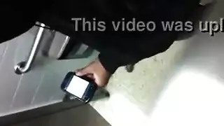 رجل مستقيم سيئة الملاعين فرخ نحيل في التخييم مع مساعد آسيا الساخنة