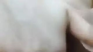 حفلة نيك إباحية: عاهرة تونسية تتوسل للجنس الشرجي الصعب وعمل الأقدام