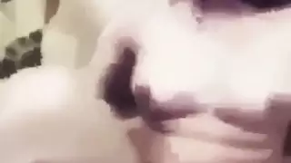 حفلة تبادل الأزواج: فيلم منزلي لجنس جماعي لزوجين مغربيين