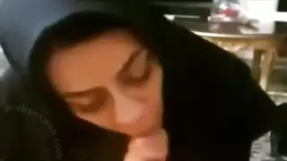 رغبات محرمة متحررة: علاقات عائلية جنسية صريحة