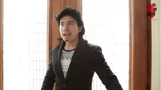 عاطفي جدًا لدرجة أنه يحتاج إلى قضيب ضخم لإرضائه