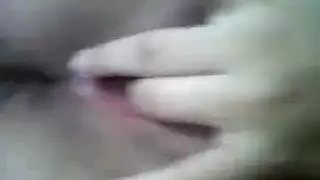 سمراء وقحة تحب الركب العميق والوجه اللزج