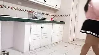 ماندي موسى تتوسل للجماع الشرجي ويتم تمديد فتحتها