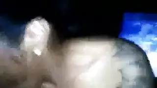 ميليسا م تحصل على فرجها وشرجها الضيقين من مدلكها