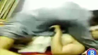 مراهقة مصرية تتناك من ابوها