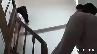 وكيلة هواة تمارس الجنس مع عميلها الجديد خلال الاستشارة