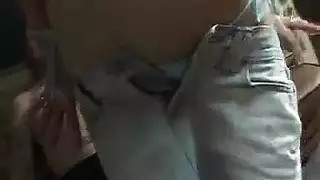 جمال مذهل يأخذ جنس شرجي صريح في مشهد إباحي