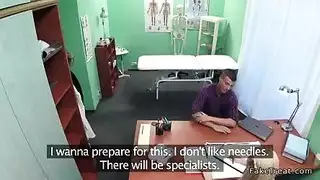 مارسى الجنس في المستشفى مع ممرضة مساعدة تساعد المراة وتضطر الي الحصول علي ثديين فديو اياحي مجاني