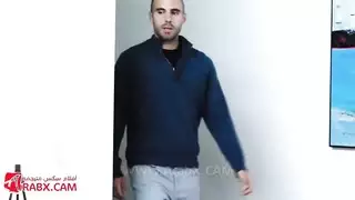شهوة غرفة المعيشة: جلسة إباحية لزوجين ناضجين