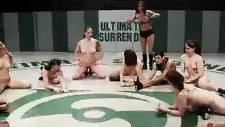 صالون إكس إكس إكس: نيك ومص على كرسي التصفيف