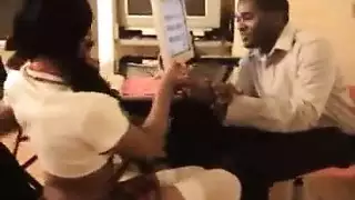 جنس صريح لمتحولين سود على بوابات مجانية مفتوحة