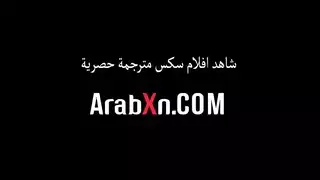 طالب مخادع يضاجع زوجة مرشده في علاقة سرية