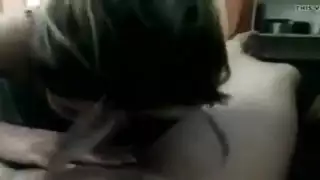 سكس بتصوير سري: عجوز عربي مثار ينقض على فرج ضيق