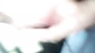 مكالمات جنسية صريحة: أنين وكلمات فاحشة