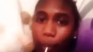 فتى فضولي ثنائي يأخذ قضيبين وفرج