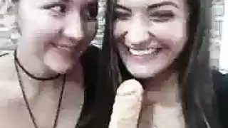 إباحية صعبة للفتيات الكولومبيات: أوgy سحاقي بالألعاب