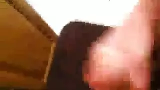 الجارة تحصل على كسها مهروس بزب أسود ضخم بعد انتقاله بالقرب منها