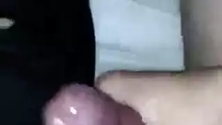 العاهرة صافيناز تتوق لعملية جماعية خشنة