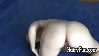 إجراء حيواني إكس إكس إكس: فتاة تخدم حصاناً