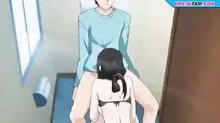 رسوم إباحية: جنس قوي في الحمام مع أم مثيرة